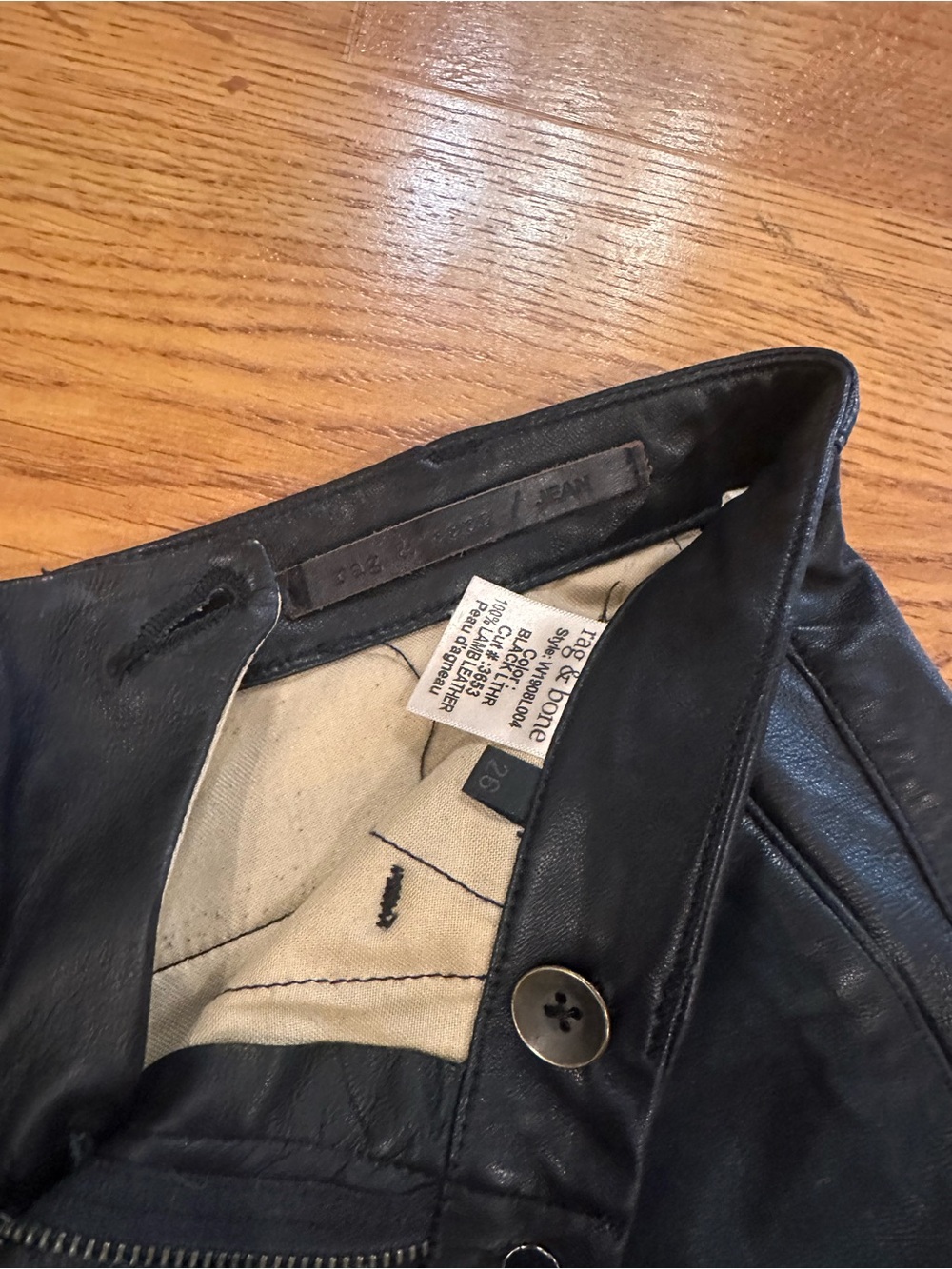 rag & bone Black lamb Leather Women’s Shorts - Picture 3 of 5